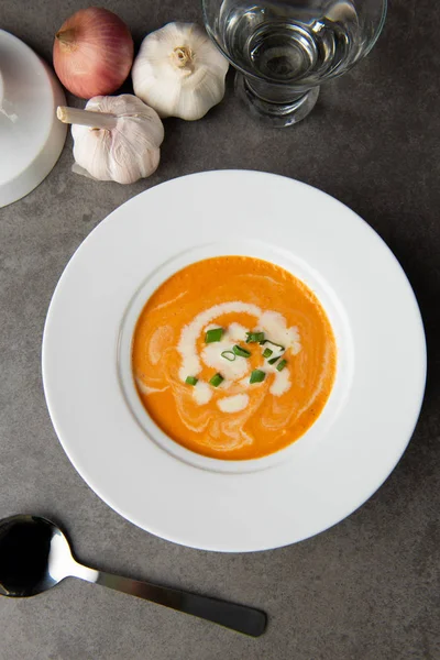 masada baharatlar ile kabak çorbası