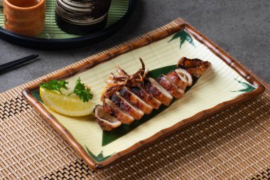 Surume IKA Izgara kalamar