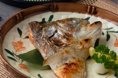 ızgara somon baş kabutoyaki