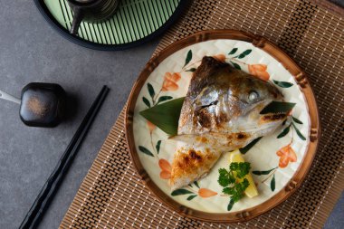 ızgara somon baş kabutoyaki