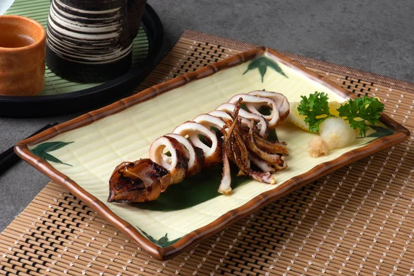 Surume IKA Izgara kalamar