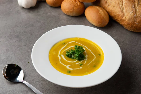 herb kavrulmuş kabak çorbası