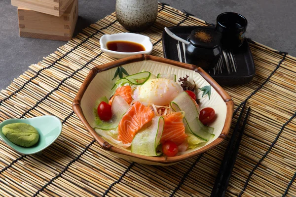 Japanese Poach Egg Salmon Salad — Stock Photo, Image