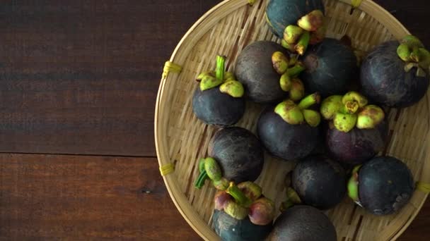 Mangosteen Φρέσκα Τροπικά Φρούτα — Αρχείο Βίντεο