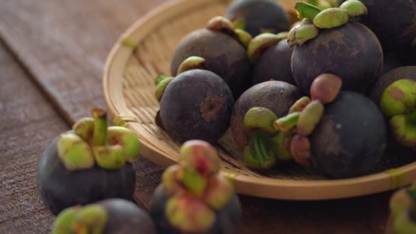 Mangosteen Fresh Tropical Fruit — Stock Video