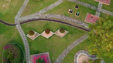 boş bir Bahçesi, hava