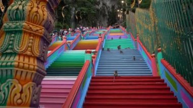 Batu mağaraları, Malezya - 29 Ağustos 2018; Batu Tapınağı ile yeni merdiven mağaralar.