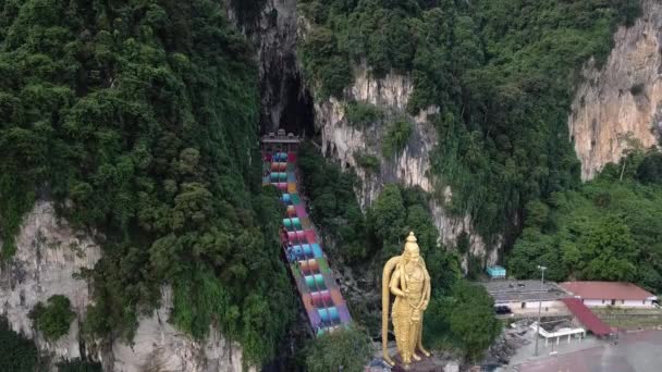 Aerial Footage Batu Cave Tourist Attraction Malaysia — Stock Video