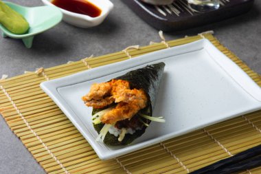 Yumuşak Kabuk Yengeç temaki Japon Suşi