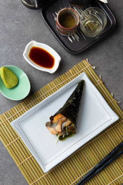 Sushi Temaki Unagi Con Anguilla Riso — Foto Stock