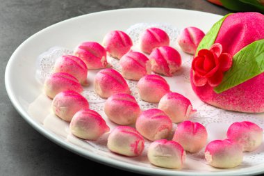 Uzun ömürlü Peach.Chinese özel pasta bilinen bir şeftali şeklinde Doğum günü topuz