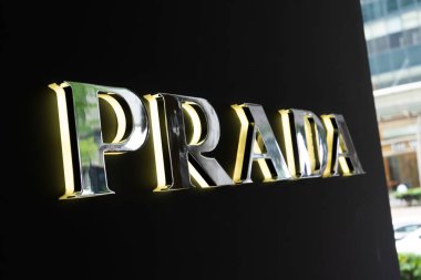 Kuala Lumpur, Malezya - Kas 5 2018 : Pavilion alışveriş merkezinde Prada dükkanı, Bukit Bintan