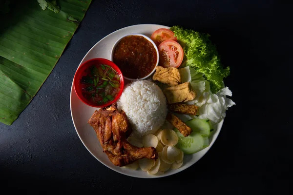 Nasi Lemak Kukus Drumpstick Πάνω Προς Κάτω Άποψη — Φωτογραφία Αρχείου