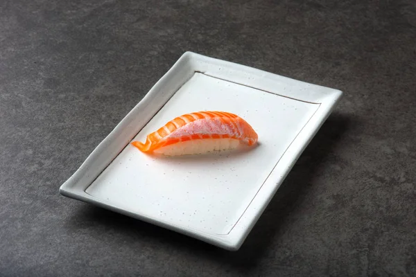 Close Shot Salmon Belly Taro Sushi Concrete Surface — Stock Photo, Image