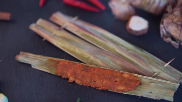 Close Beelden Van Traditionele Lokale Gerechten Otak Otak — Stockvideo