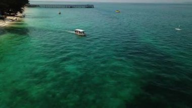 turkuaz su ile güzel sahil manzara görüntüleri