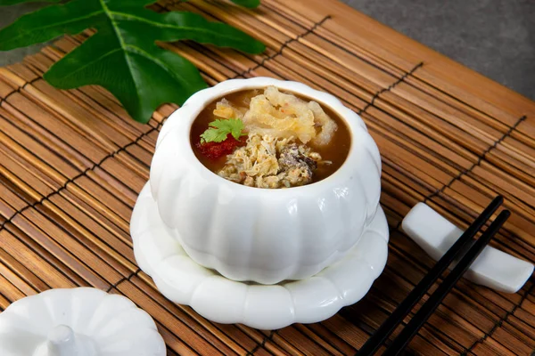 Крупным Планом Китайский Традиционный Питательный Суп Стоковое Изображение