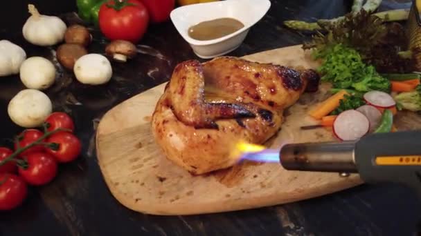 Close Shot Roasted Chicken Preparing Gas Lamp Cutting Board — Stock Video