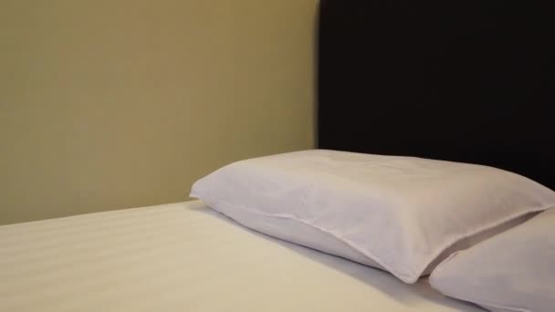 プラウ ケタム マレーシア 2019年6月10日 プラウ ケタムのバジェットホテルの客室のインテリア セランゴール — ストック動画