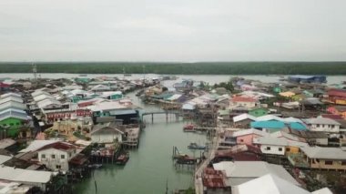 pulau ketam köyünün havadan görünümü, malezya