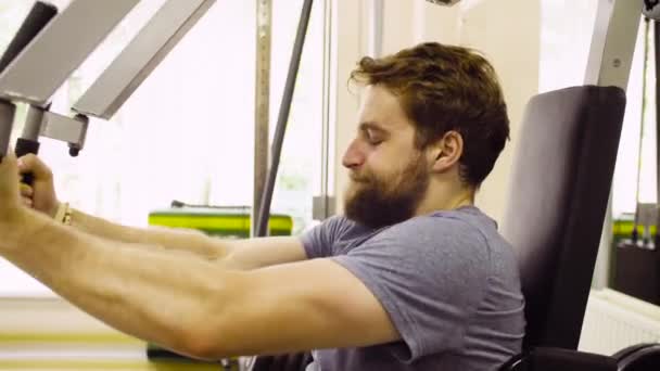 Face of disabled man doing hand exercises — Stock Video