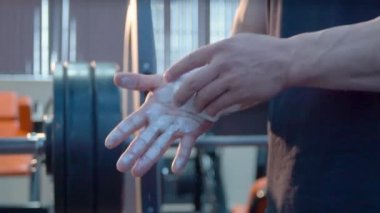 Bodybuilder eller tebeşir