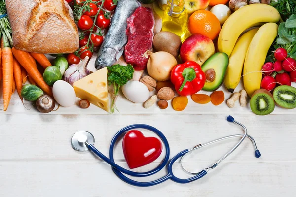 Estilo Vida Saudável Conceito Saúde Alimentos Saudáveis Coração Estetoscópio — Fotografia de Stock