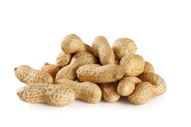 beyaz arkaplanda izole edilmiş yerfıstıkları