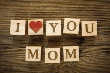 Tahta bloklardaki harflerden yapılmış 