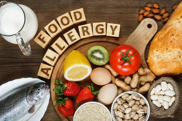Koncept Alergického Jídla Alergie Potraviny Jako Mandle Mléko Pistácie Rajčata — Stock fotografie