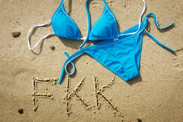Plaża Nudystów Stroje Kąpielowe Bikini Piasku Plaży Fkk Insciption Wskazujące — Zdjęcie stockowe