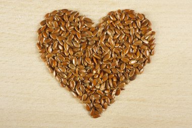 Keten tohumundan yapılmış kalp şekli