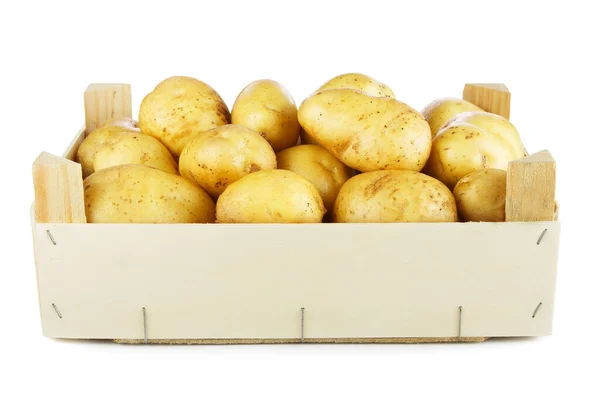 Aardappel Houten Doos Geïsoleerd Witte Achtergrond — Stockfoto