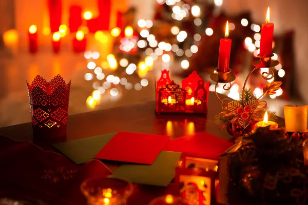 Julbelysning, Xmas Brev på bordet, Oskärpa semester — Stockfoto