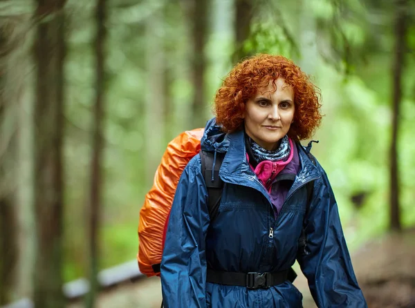Woman Hiking Raincoat Trail Pine Forest — Stock Photo, Image