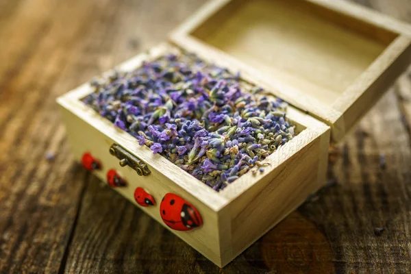 Lavender Flowers Wooden Box Macro Shot — Stock Photo, Image