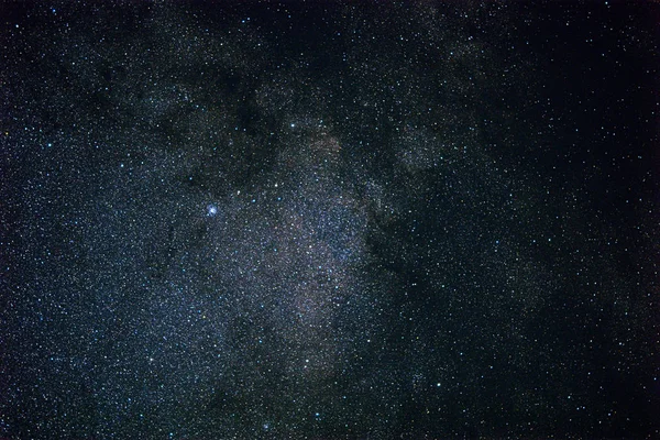 Gece Gökyüzünde Yıldızlar Samanyolu Parçası Ile — Stok fotoğraf