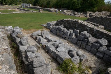 Bir arkeoloji kazı antik Roma kale Harabeleri
