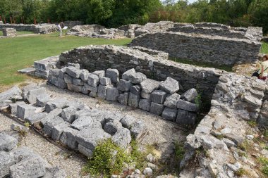 Bir arkeoloji kazı antik Roma kale Harabeleri