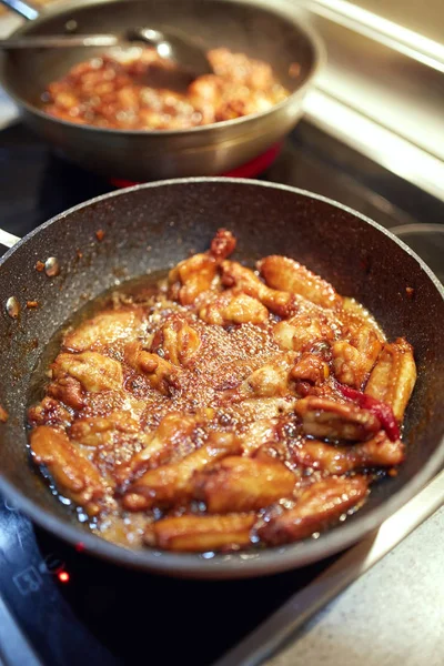 Closeup Thai Recipe Caramelized Chicken Wings Wok — Stock Photo, Image