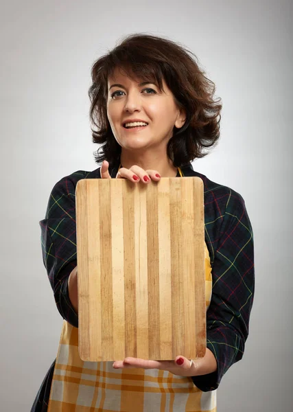 Woman Cook Holding Wooden Board Copyspace — Stock Photo, Image