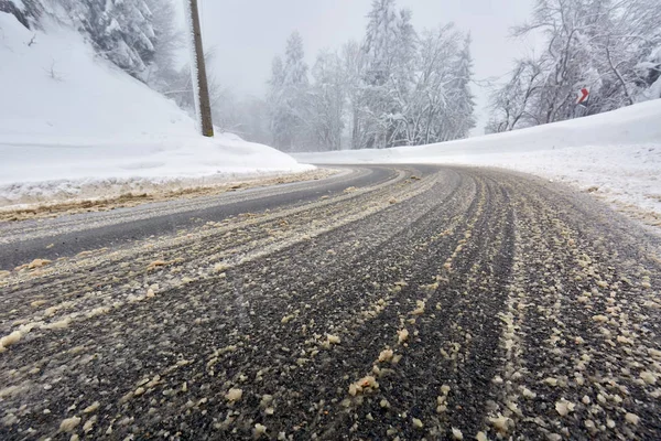 Landschaft Mit Bergstraße Winter — Stockfoto