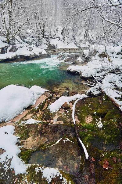 Rzeka Lazurową Zimie — Zdjęcie stockowe