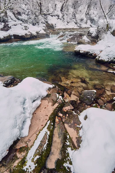 Río Con Aguas Azules Invierno —  Fotos de Stock