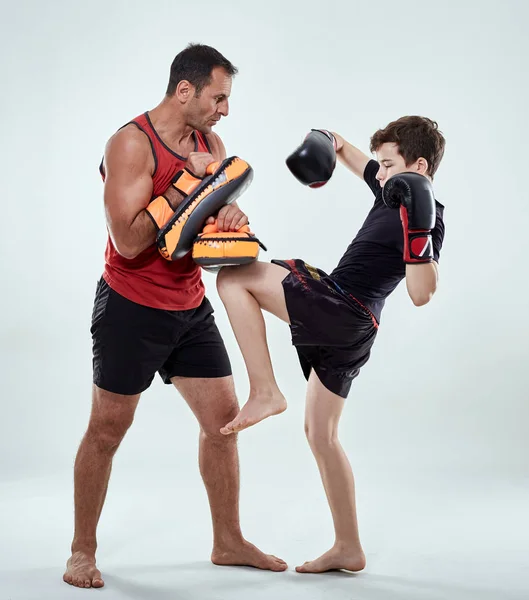 Young Kickboxing Fighter Hitting Mitts His Coach — Stock Photo, Image