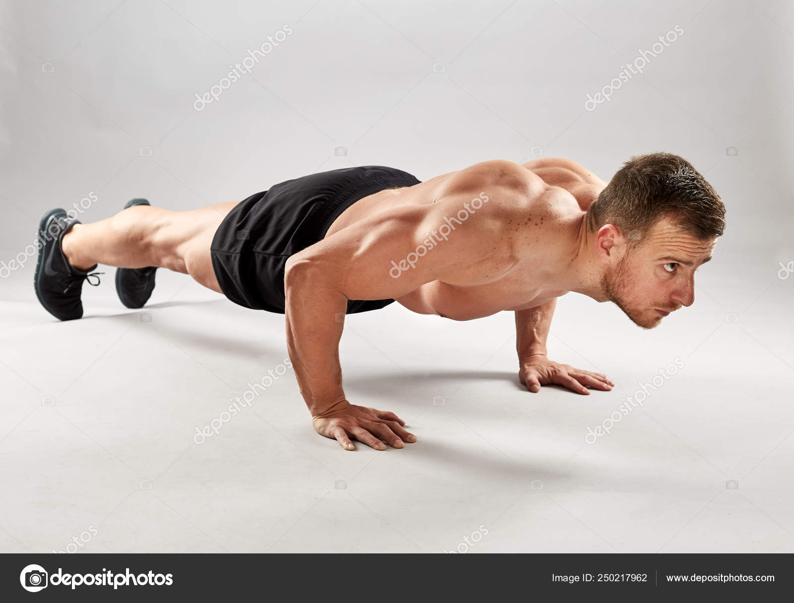 Реально ли накачаться только отжиманиями без спорта Реально ли накачаться только отжиманиями без спорта