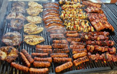 Açık havada ızgara yada et çeşitleri