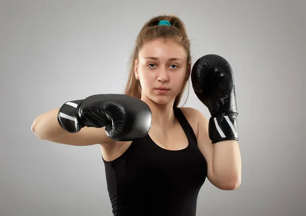 Kickboxing Fighter Vrouw Studio Schot — Stockfoto
