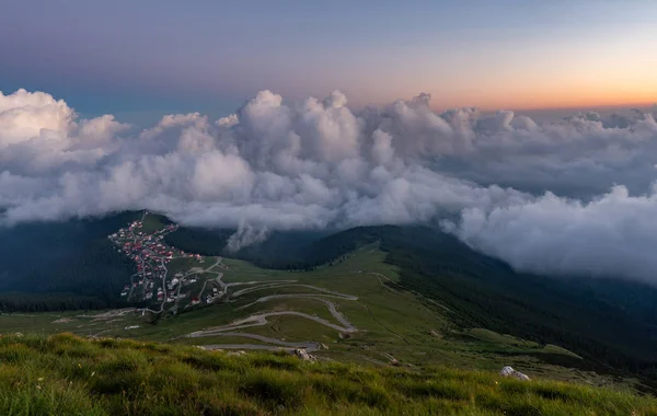 Mountain Resort Hotels Houses Sunset Clouds — Stock Photo, Image