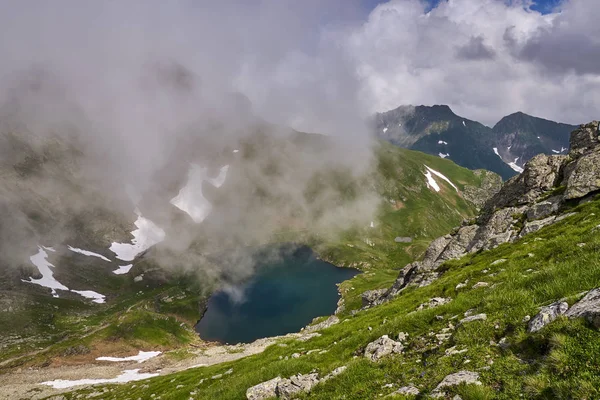 Paisagem Lago Capra Romênia Montanhas Fagaras Verão — Fotografia de Stock